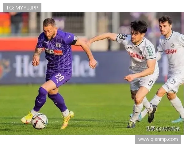 雷法山口与横滨F的激烈对决揭示了足球战术与团队协作的重要性