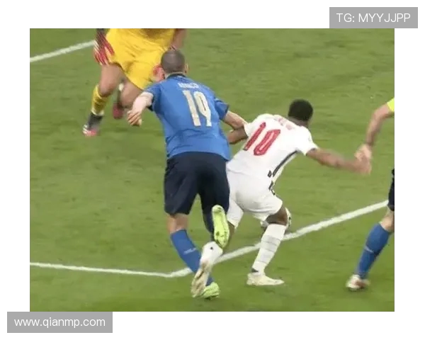 南京足球队比赛经验深度对比分析与未来发展展望